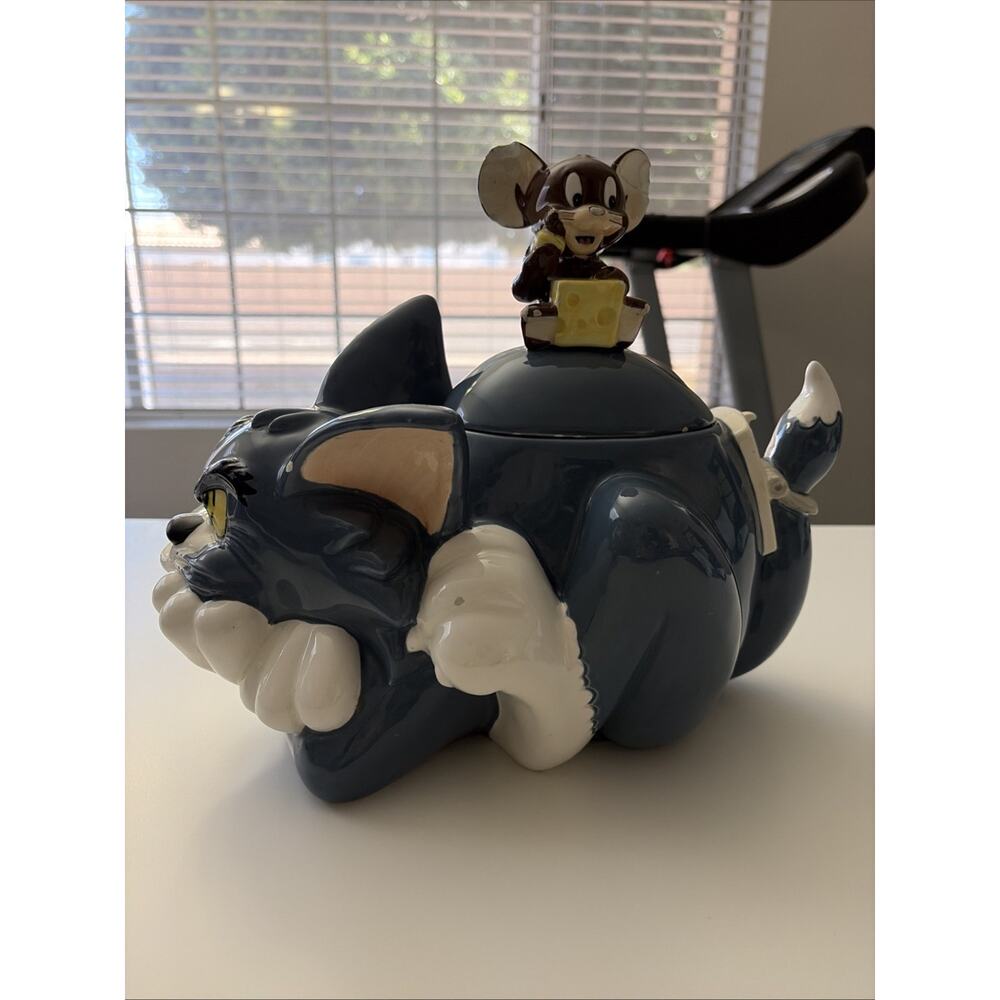 Vintage 1997 Tom & Jerry Cookie Jar Warner Bros Studio Store Cartoon NO BOX